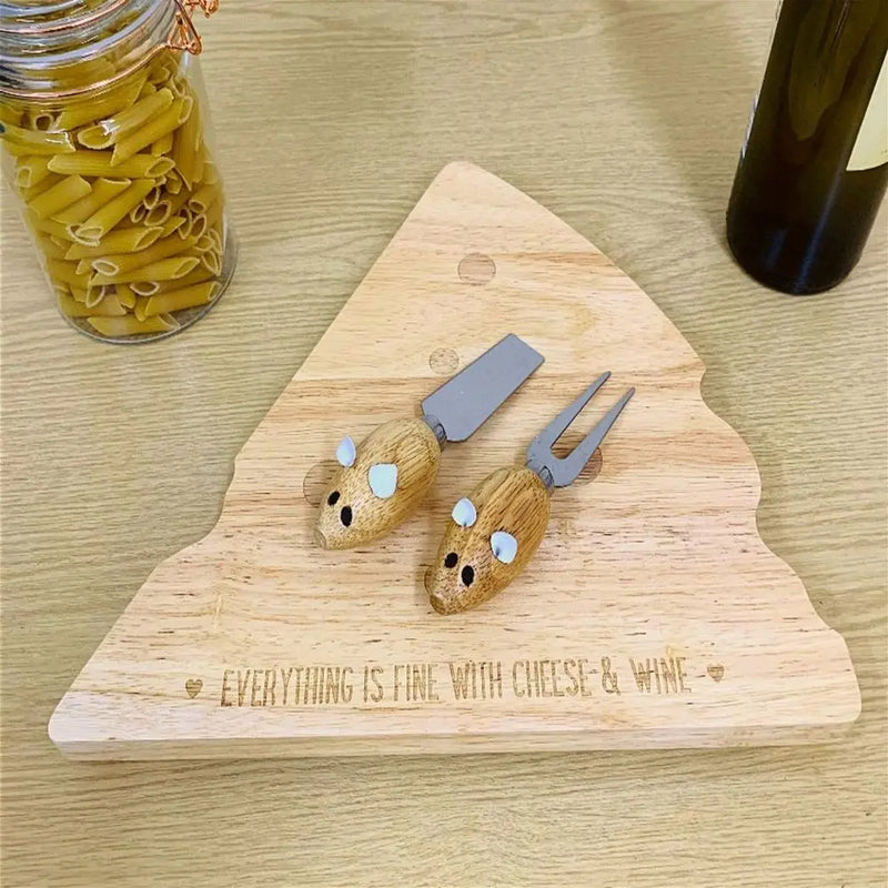 Cheeseboard Wedge Shape with Mouse Knives gekofaire