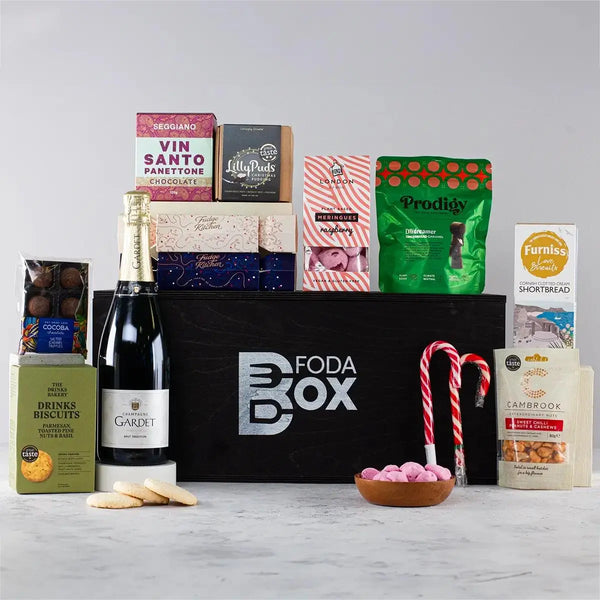 Classic Christmas Hamper with Champagne and Panettone Spirit Journeys Gifts