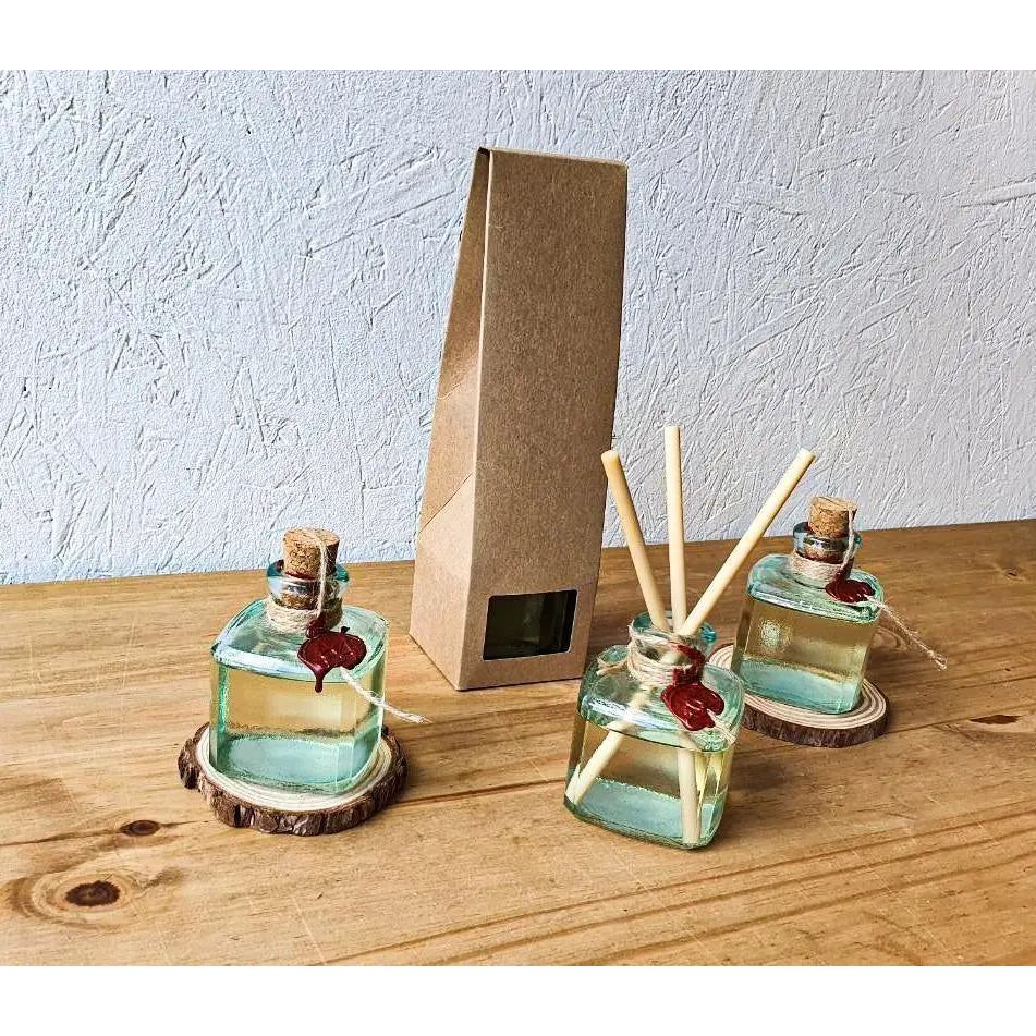 Home diffuser - recycled glass and wooden reeds - Mystical affair Stanza Artigiana