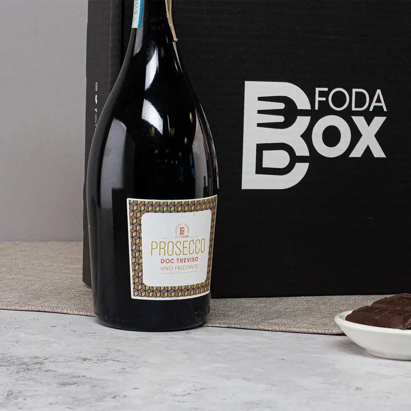 Prosecco & Chocolate Gift Box Spirit Journeys Gifts